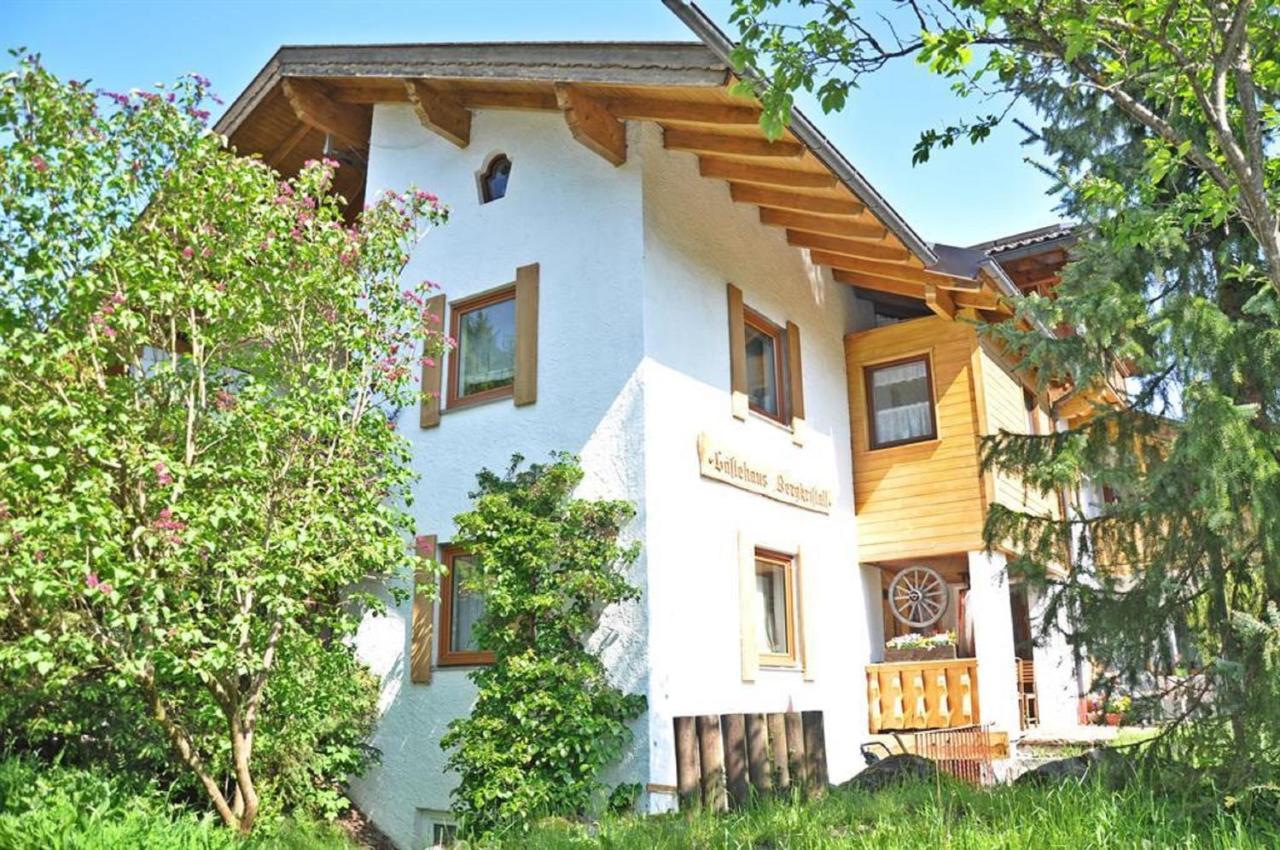 Gaestehaus Bergkristall Wallgau Esterno foto
