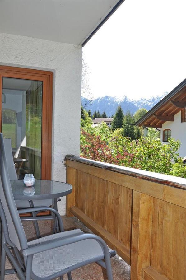 Gaestehaus Bergkristall Wallgau Esterno foto